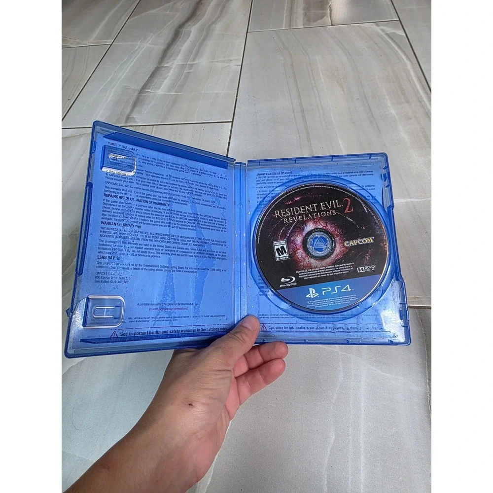 Resident Evil‎ Revelations 2 PS4 PlayStation 4 Capcom Survival Horror Game S4